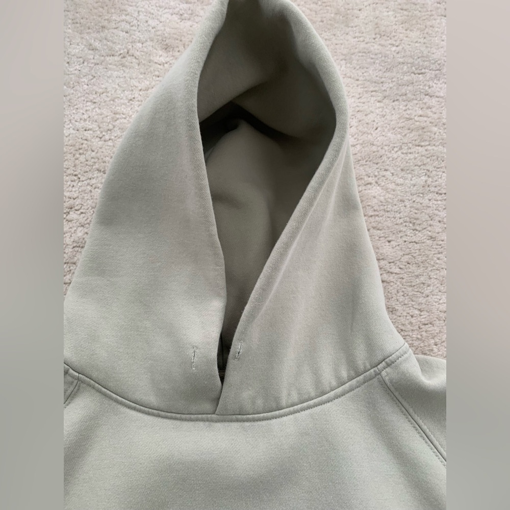 Fear of God Essentials Size Large SSENSE Pullover Hoodie in Green Concrete - Picture 5 of 10